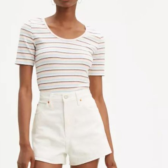 Levis Wide Leg Mid Length Womens Shorts 